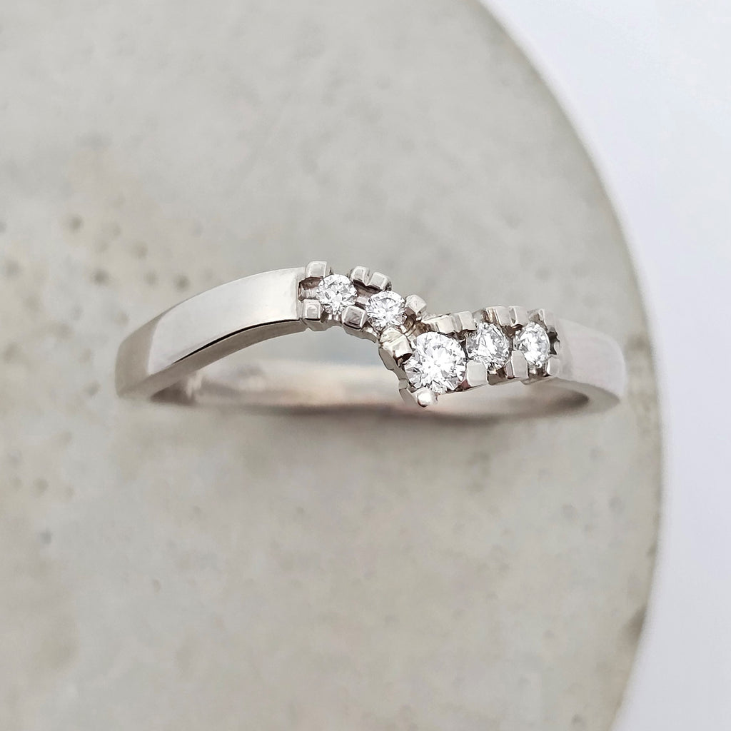 white gold fitted shaped diamond wedding ring