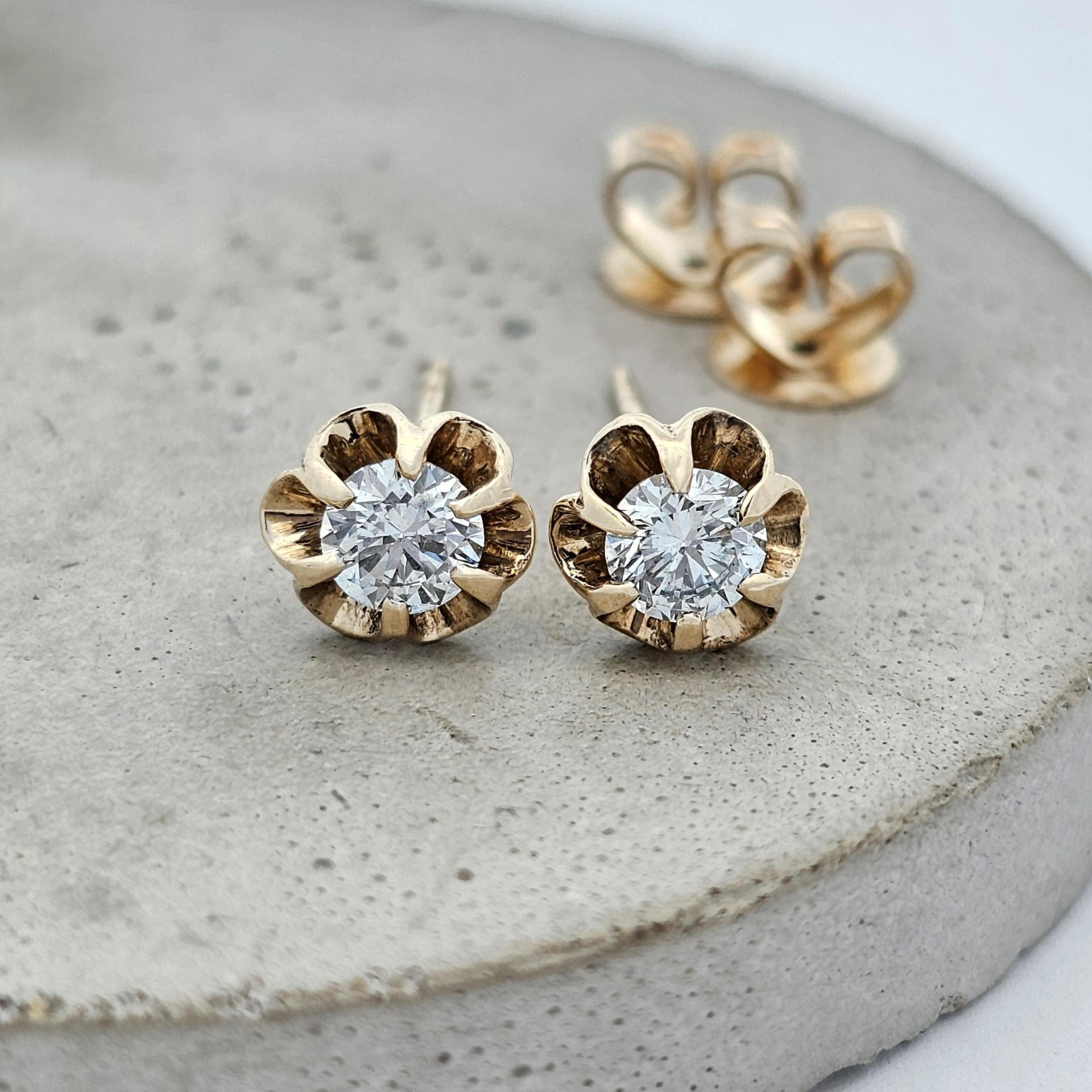 9ct yellow gold diamond bloom stud earrings 