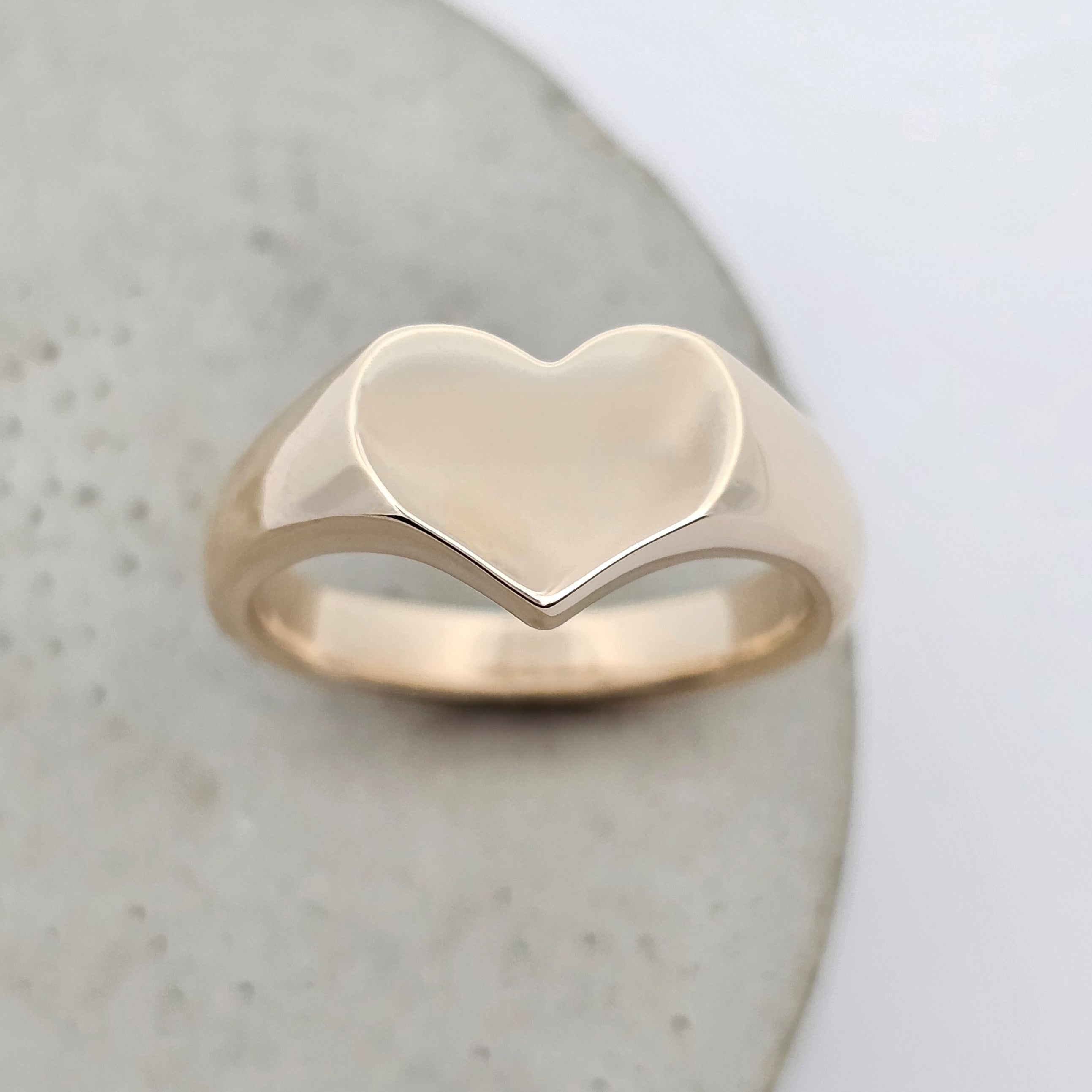 yellow gold ladies heart signet ring 