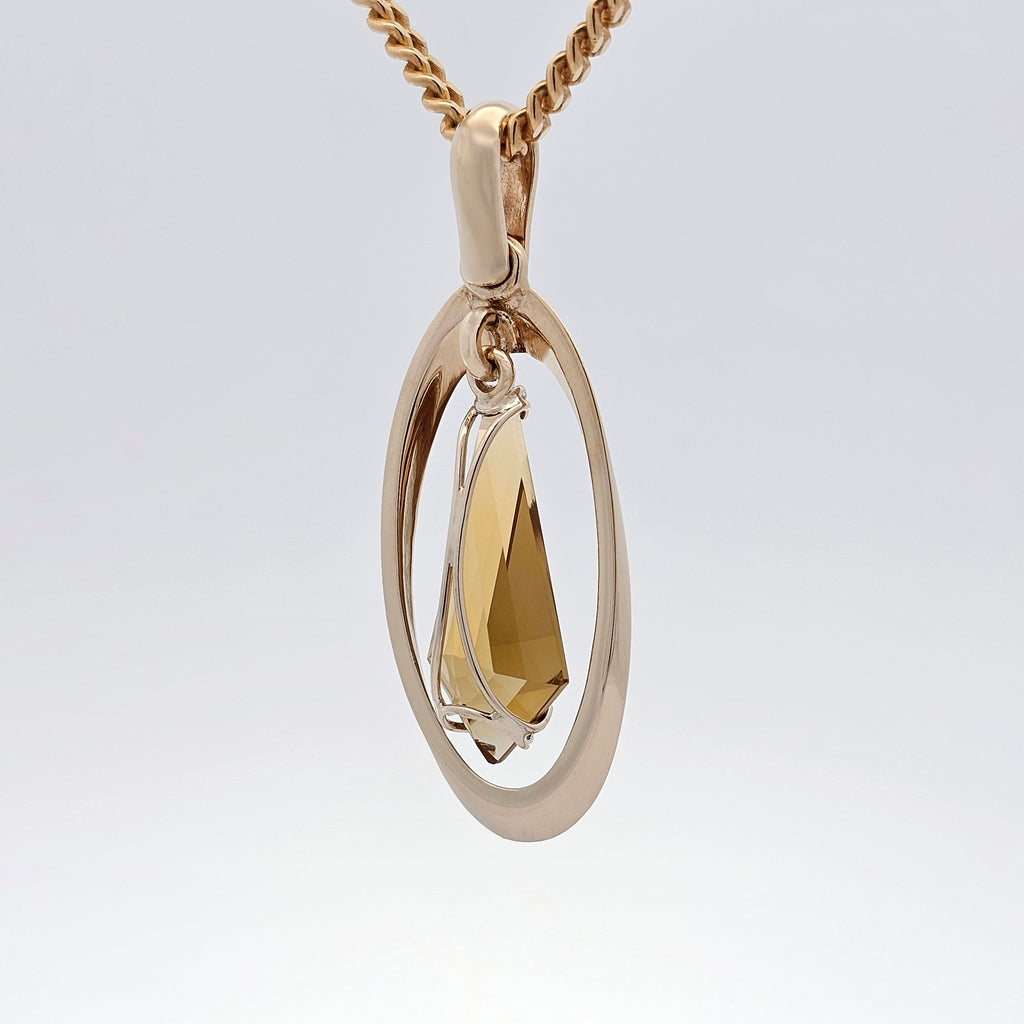 9ct yellow gold modern pendant with australian kite shape whisky quartz back view